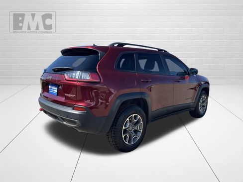 Used 2020 Jeep Cherokee Trailhawk w/ Cold Weather Group AWD/4WD image 3