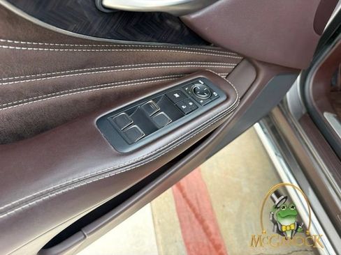 Used 2018 Lexus LS 500 w/ Interior Upgrade Package RWD image 8