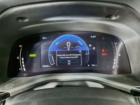 Used 2025 Toyota Camry LE FWD image 17