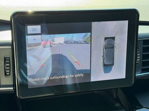 Used 2023 Ford Explorer ST-Line w/ Class IV Trailer Tow Package image 3