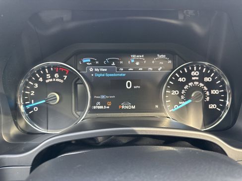 Used 2020 Ford F150 Lariat w/ Equipment Group 502A Luxury image 16