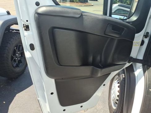 Used 2025 RAM ProMaster 3500 w/ Convenience Group FWD image 26
