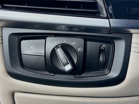 Used 2018 BMW X5 xDrive50i image 11