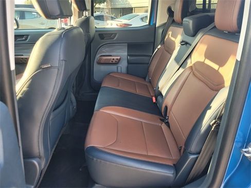 Used 2022 Ford Maverick Lariat image 6