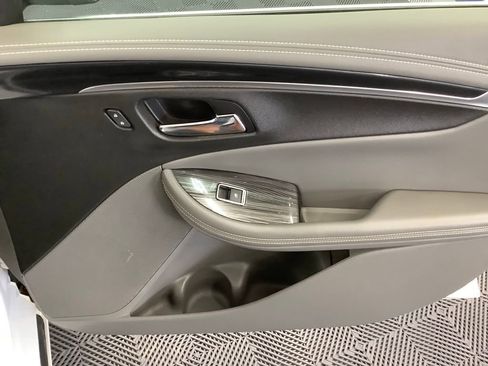 Used 2019 Chevrolet Impala LS image 23