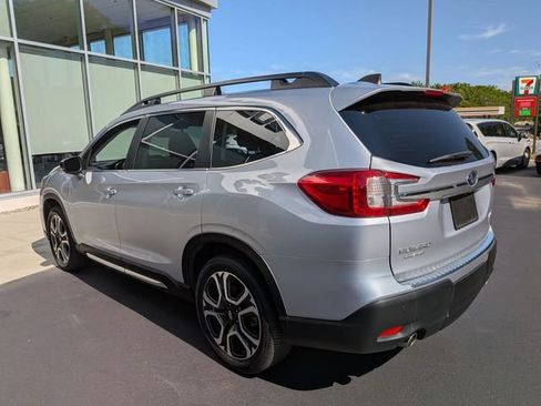 Used 2024 Subaru Ascent Limited w/ Technology Package AWD/4WD image 5