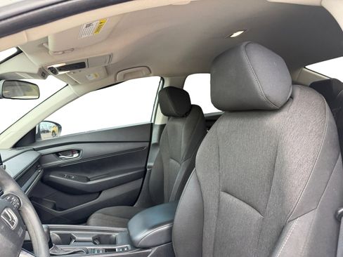 Used 2023 Honda Accord LX image 7