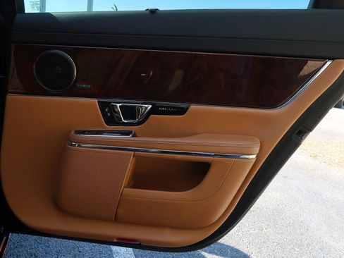 Used 2017 Jaguar XJ L Portfolio image 50