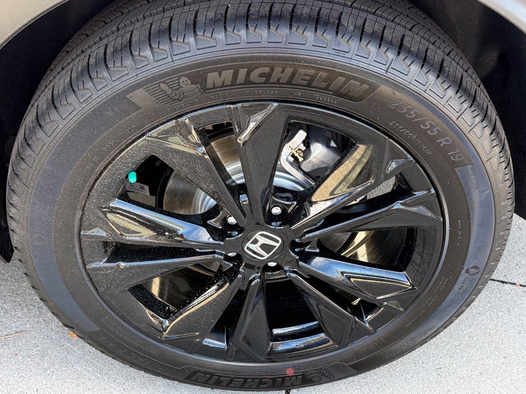 Certified 2026 Honda CR-V Sport Touring image 12