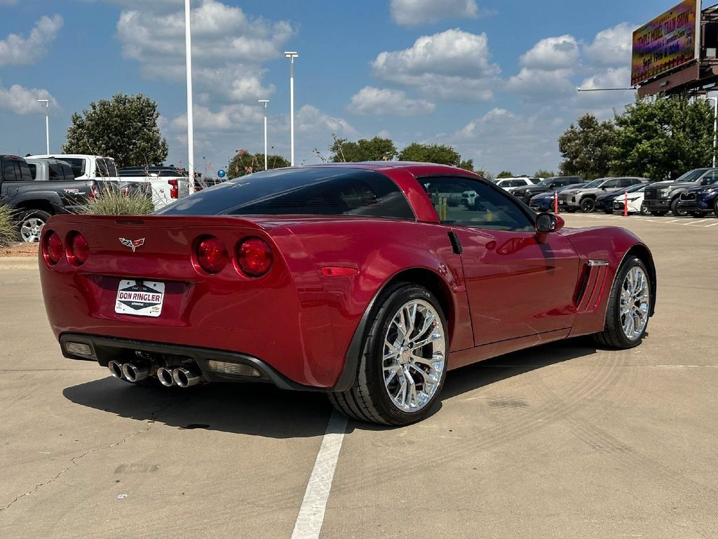 Used 2011 Chevrolet Corvette Grand Sport w/ Preferred Equipment Group RWD image 3