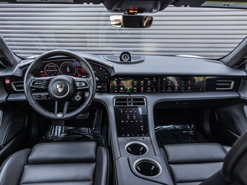Certified 2025 Porsche Taycan Turbo image 13