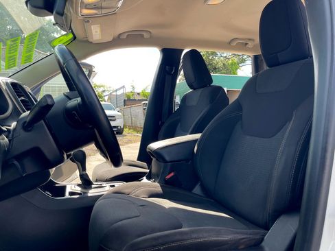 Used 2016 Jeep Cherokee Latitude image 14