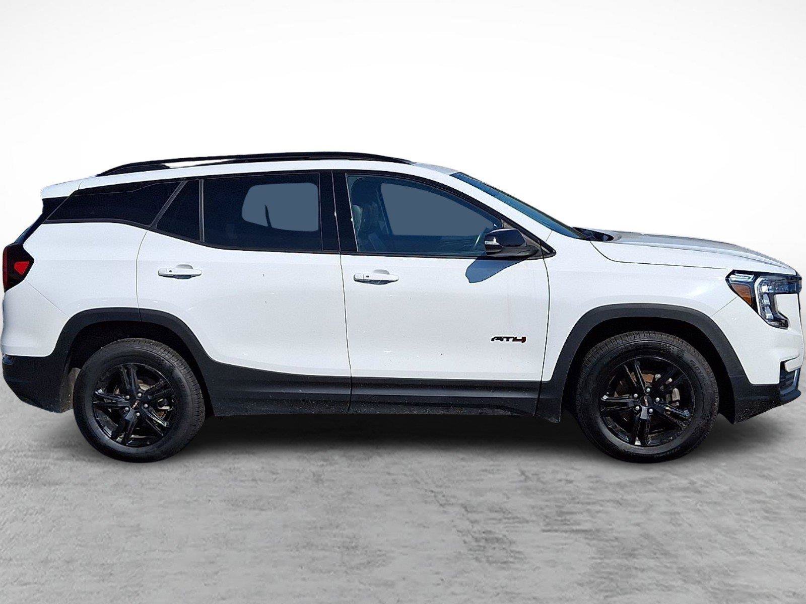 Used 2022 GMC Terrain AT4 AWD/4WD image 7