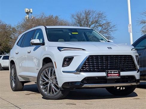 New 2026 Buick Enclave Avenir w/ Super Cruise Package image 2