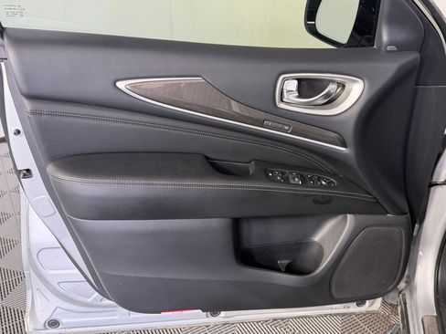 Used 2018 INFINITI QX60 FWD w/ Premium Plus Package image 27