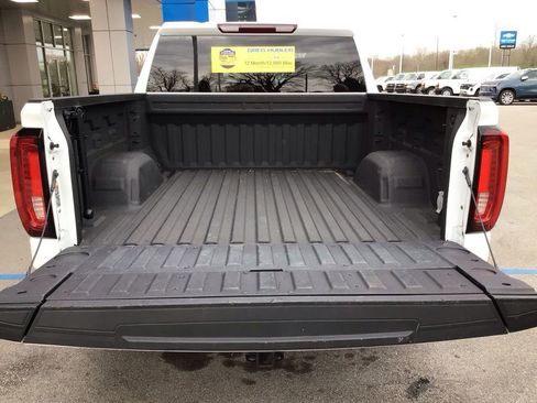 Used 2024 GMC Sierra 1500 SLT image 27