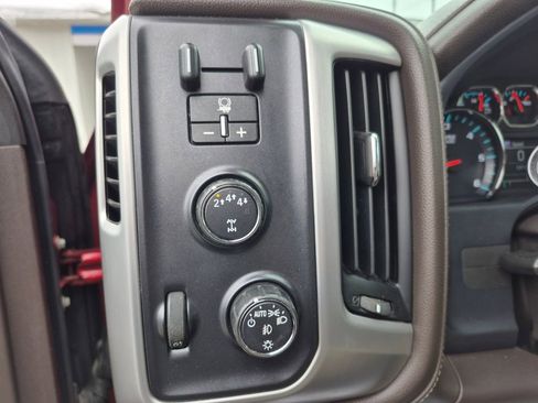 Certified 2018 GMC Sierra 2500 SLT w/ Snow Plow Prep Package image 12