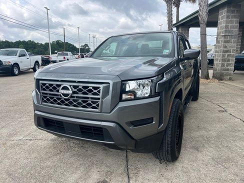 Used 2022 Nissan Frontier SV image 15