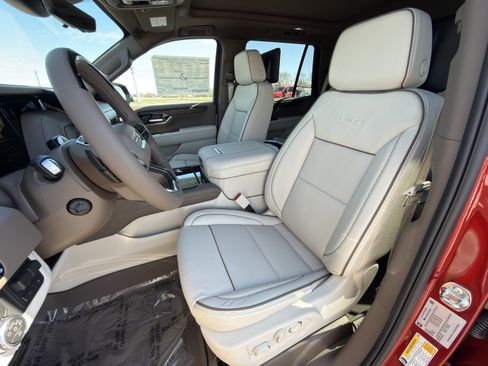 New 2026 GMC Yukon Denali image 11