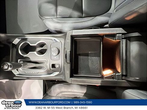 Used 2020 Chevrolet Traverse LT w/ LPO, Floor Liner Package image 18