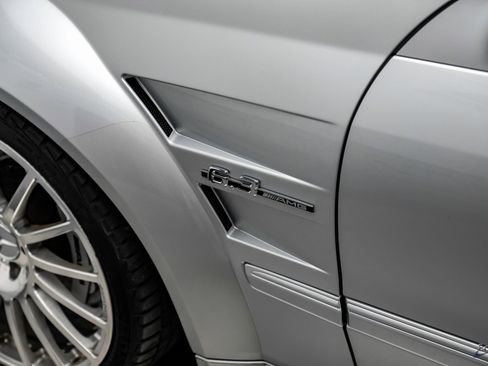 Used 2008 Mercedes-Benz CLK 63 AMG Black Series image 28