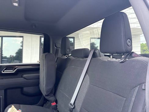 Used 2024 Chevrolet Silverado 2500 LT AWD/4WD image 4