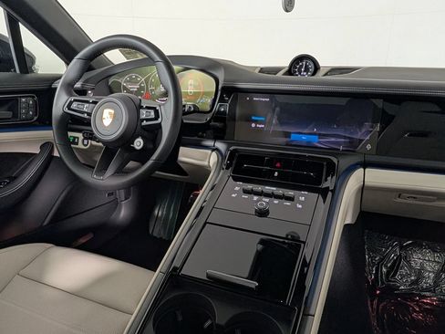 New 2026 Porsche Panamera 4 AWD/4WD image 22