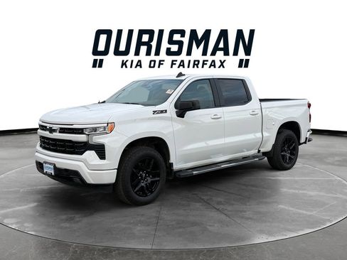 Used 2025 Chevrolet Silverado 1500 RST w/ Z71 Off-Road Package AWD/4WD image 2