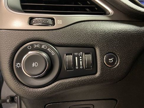 Certified 2022 Jeep Cherokee Latitude Lux image 23