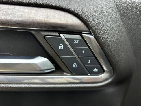 Used 2024 Chevrolet Silverado 2500 LTZ w/ LTZ Convenience Package image 24