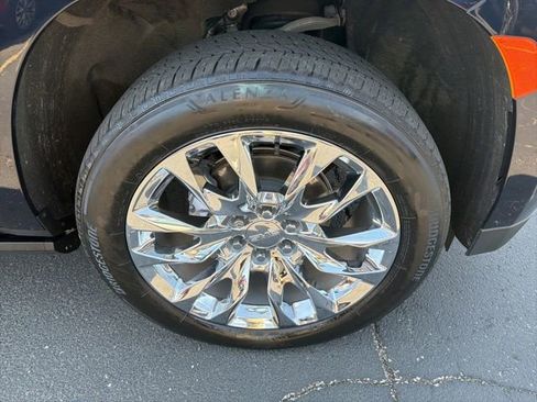 Used 2021 GMC Yukon XL Denali image 7