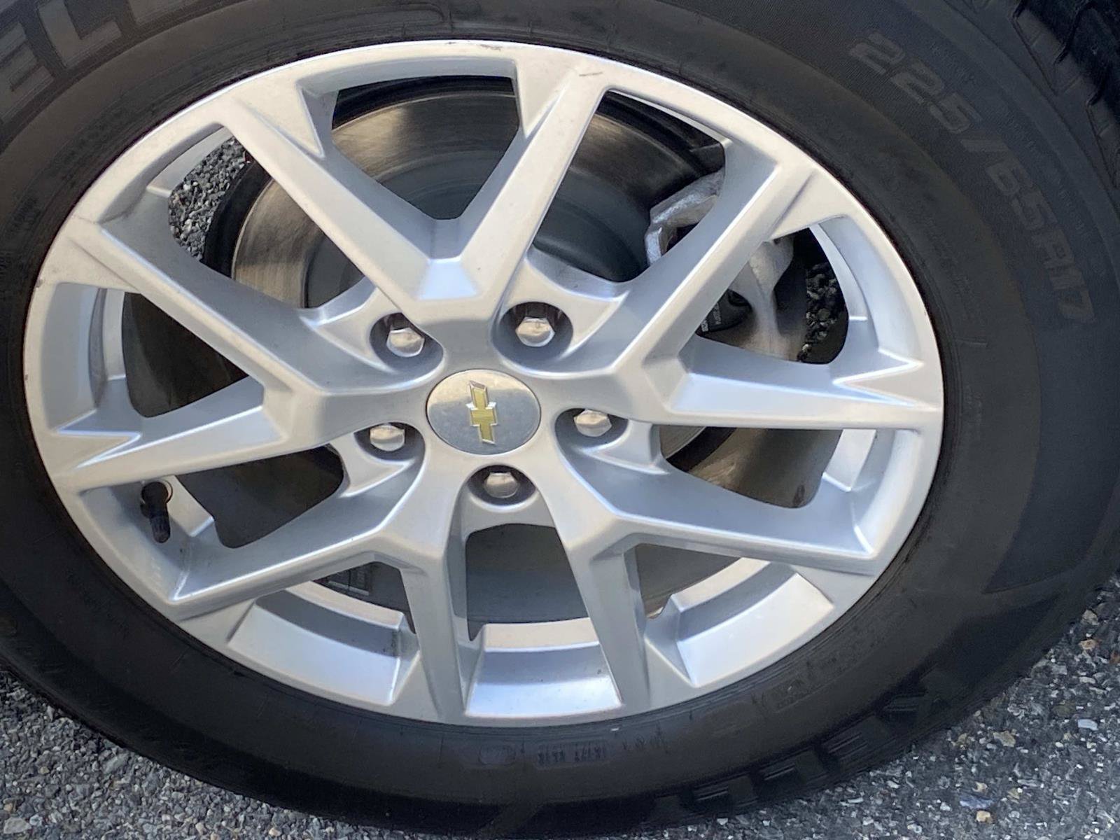 Used 2022 Chevrolet Equinox LS AWD/4WD image 24