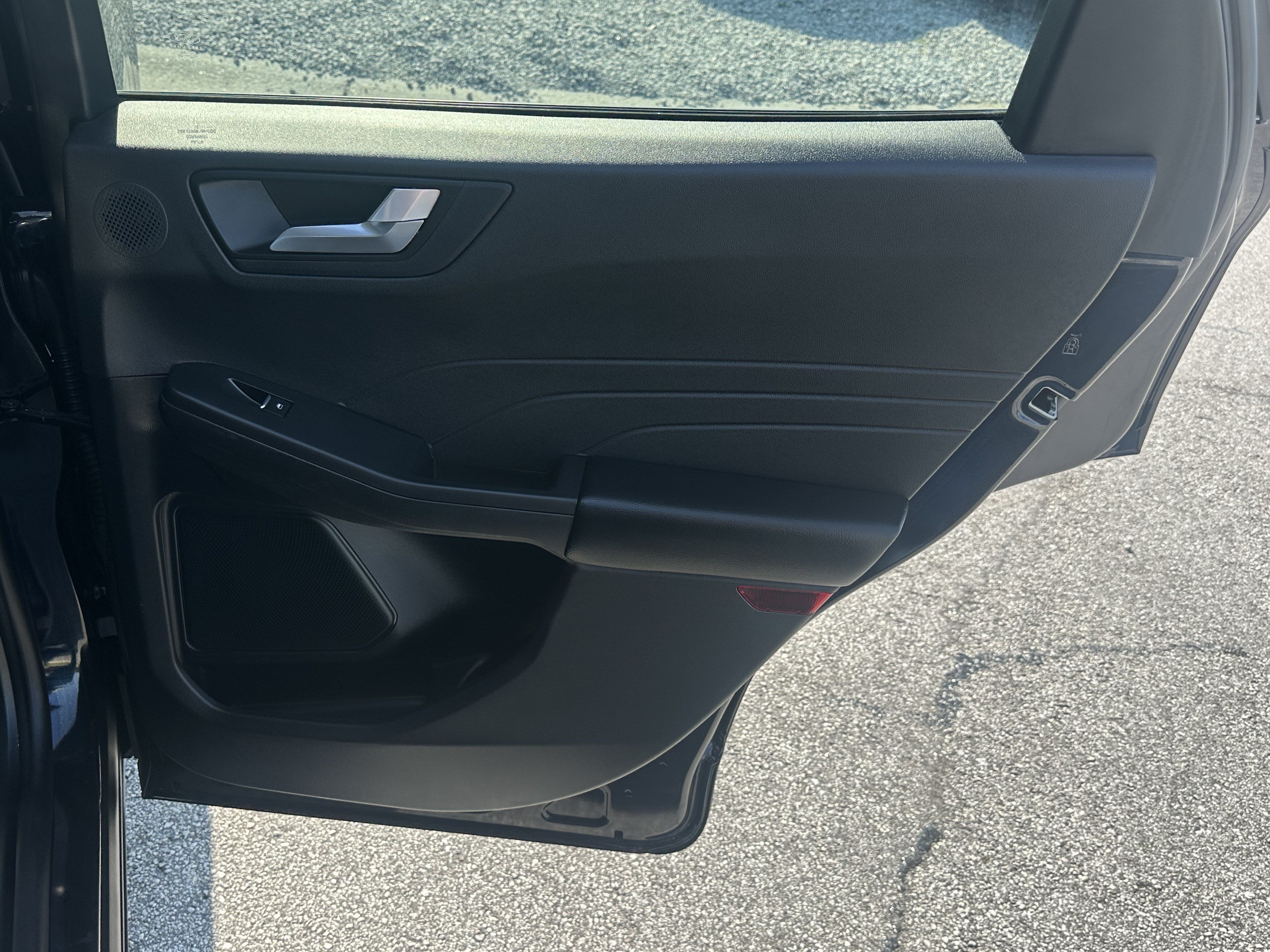 Used 2021 Ford Escape SEL w/ Technology Package FWD image 16