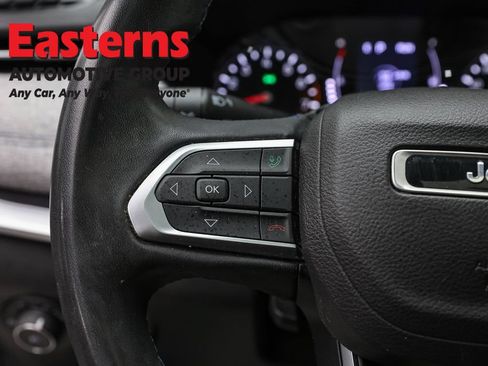 Used 2022 Jeep Compass Latitude AWD/4WD image 14