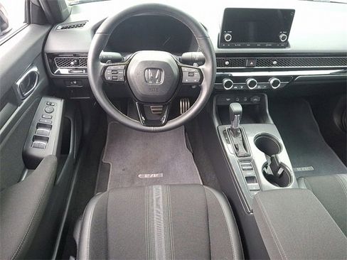 Used 2025 Honda Civic Sport image 11
