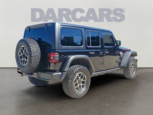 Used 2024 Jeep Wrangler Unlimited Rubicon AWD/4WD image 6