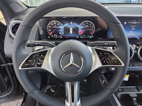 New 2026 Mercedes-Benz GLB 250 image 22