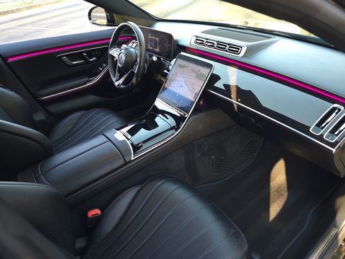 Used 2022 Mercedes-Benz S 500 4MATIC image 22