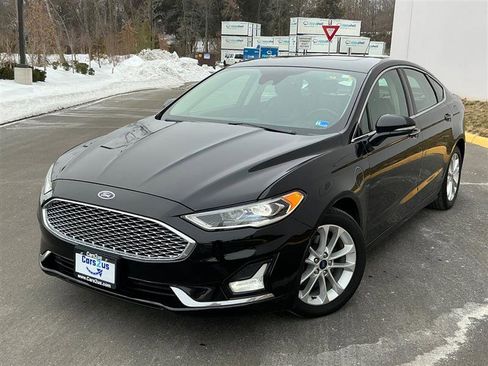 Used 2019 Ford Fusion Energi Titanium image 2