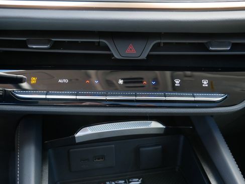 New 2026 Buick Envision Avenir AWD/4WD image 8