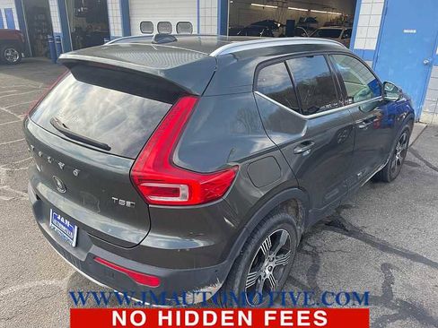 Used 2019 Volvo XC40 T5 Inscription AWD/4WD image 3
