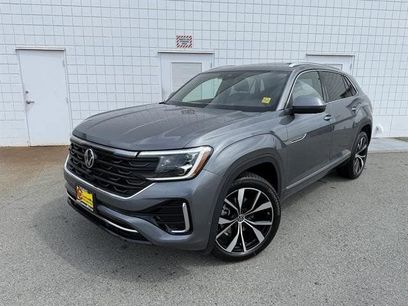 New 2025 Volkswagen Atlas Cross Sport SEL Premium R-Line