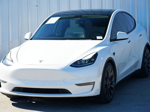 Used 2021 Tesla Model Y Performance image 49