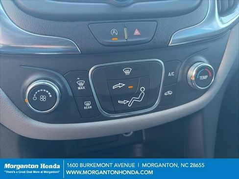 Used 2022 Chevrolet Equinox LS w/ LS Convenience Package FWD image 23