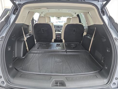 Used 2021 Buick Enclave Essence w/ Sound and Sites Package FWD image 13