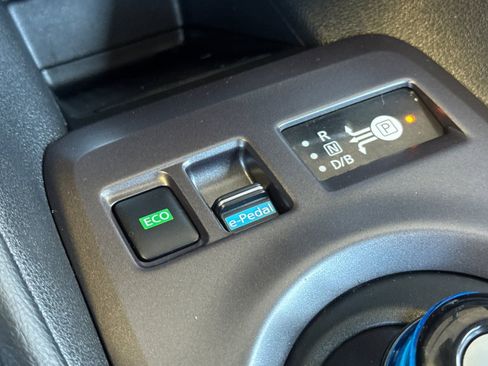 Used 2023 Nissan Leaf S FWD image 30