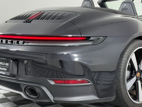 Used 2025 Porsche 911 Carrera image 13