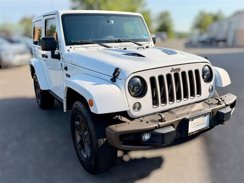 Used 2016 Jeep Wrangler Sahara AWD/4WD image 3