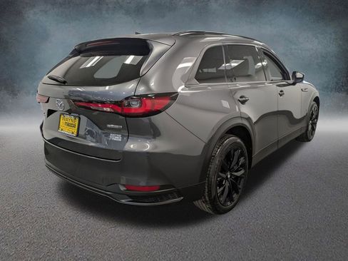 Used 2025 MAZDA CX-90 3.3 Turbo w/ Premium Sport Pkg image 4