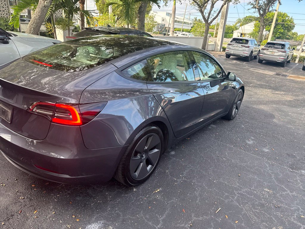 Used 2023 Tesla Model 3 Standard Range RWD image 4